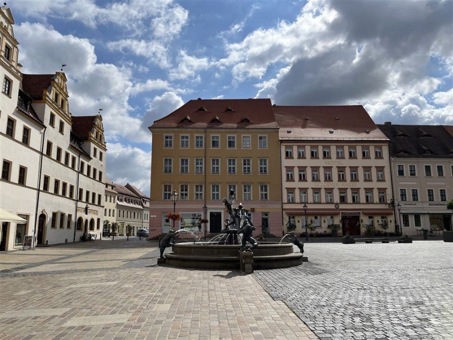 Hausansicht vom Markt Etagenwohnung Torgau