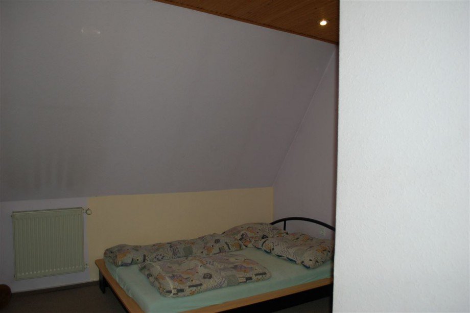 Zimmer DG andere Seite Einfamilienhaus Schildau , Gneisenaustadt