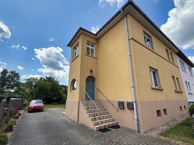 Au�en schr�g Zweifamilienhaus Bad Schmiedeberg