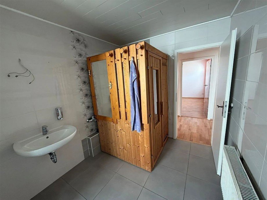 Tageslichtbad mit Sauna Einfamilienhaus Bad Schmiedeberg