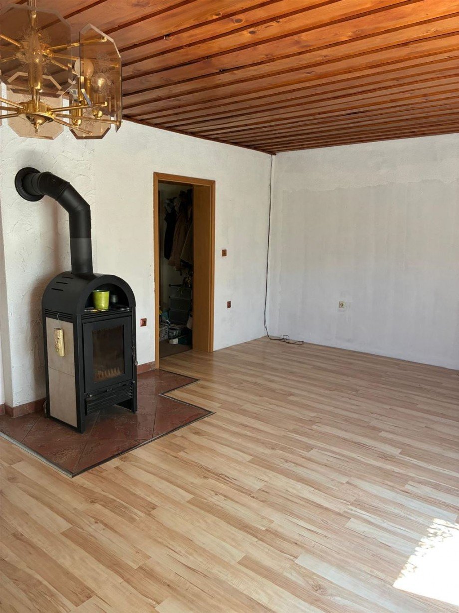 Wohnzimmer im Erdgeschoss Einfamilienhaus Mockrehna OT Klitzschen
