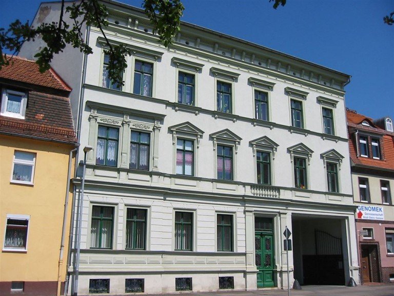 Hausansicht Torgau Etagenwohnung Gro�z�gige 3-Raum-Wohnung mit Balkon und Stellplatz in Torgau