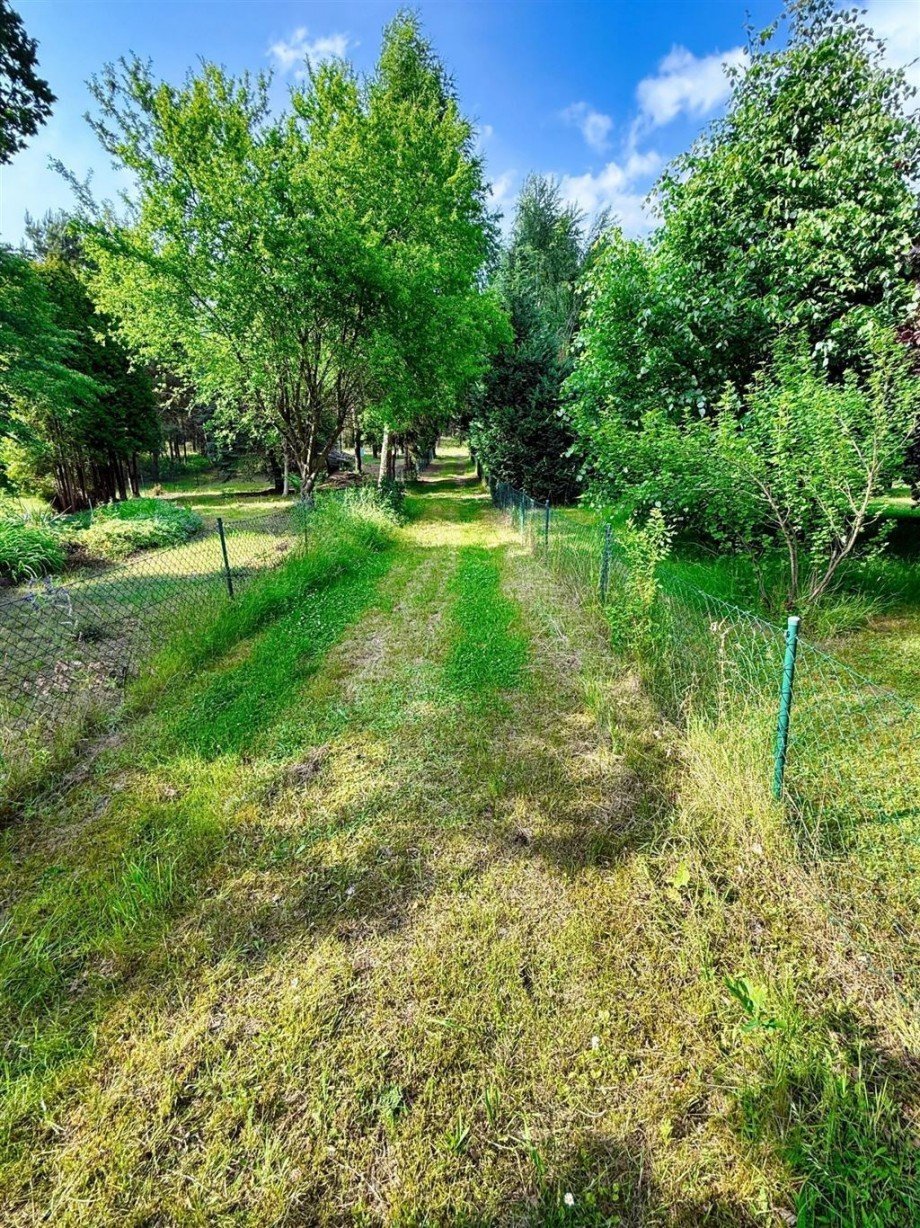 Zufahrtsweg Freizeitgrundst�ck Bad Schmiedeberg