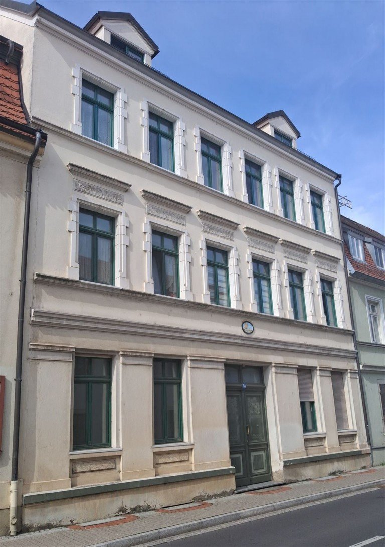 Hausansicht Torgau Etagenwohnung Helle ger�umige 2-Raum-Wohnung mit Holzfu�boden N�he Elbe in Torgau