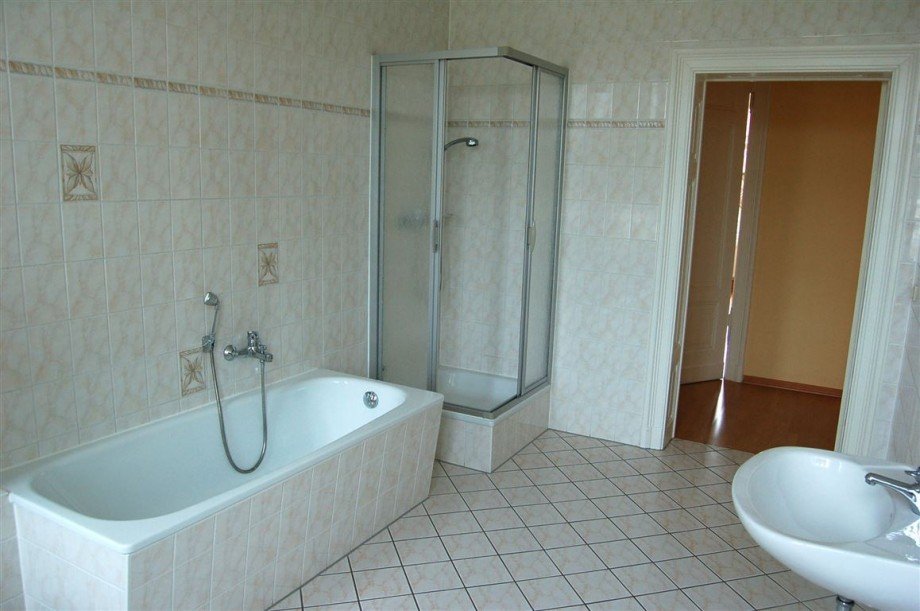 Bad Dusche Etagenwohnung Torgau