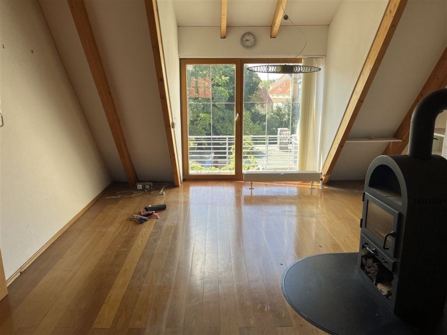 Wohnzimmer mit Blick zur Terrasse Dachgeschosswohnung Torgau