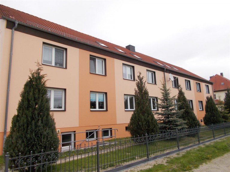 Vorderansicht Elsnig OT Vogelgesang Mehrfamilienhaus Kapitalanlage in Elsnig OT Vogelgesang Mehrfamilienhaus mit insgesamt 10 Wohneinheiten
