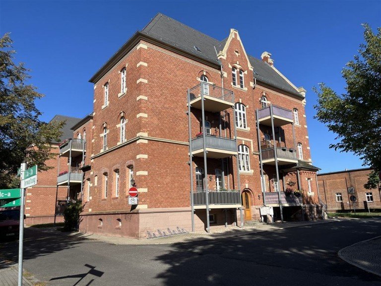 Hausansicht Torgau Etagenwohnung Vermietete 3-Raum-Eigentumswohnung mit G�ste-WC und Balkon, im Husarenpark, in 04860 Torgau