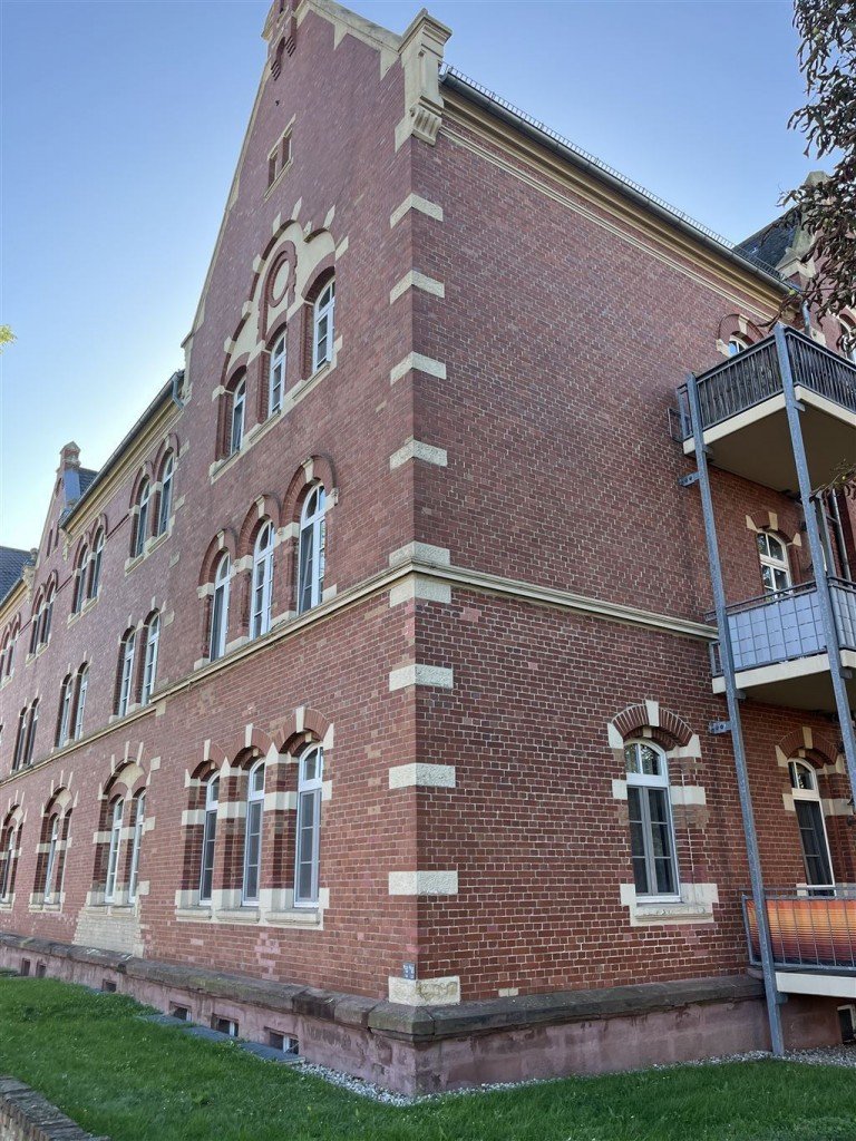 Hausansicht Torgau Etagenwohnung Vermietete 3-Raum-Eigentumswohnung im Husarenpark von Torgau