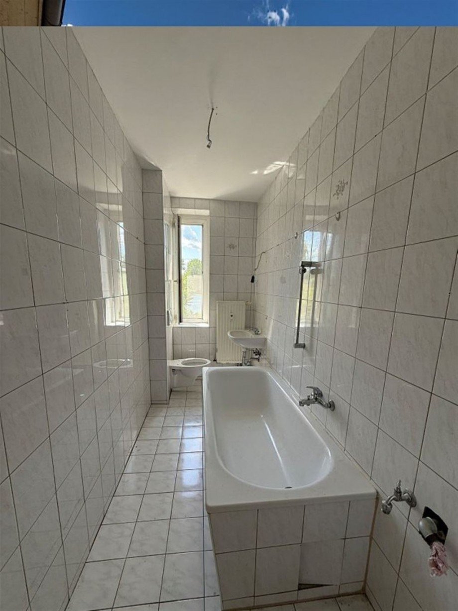 Tageslichtbad 1.OG Zweifamilienhaus Bad Schmiedeberg