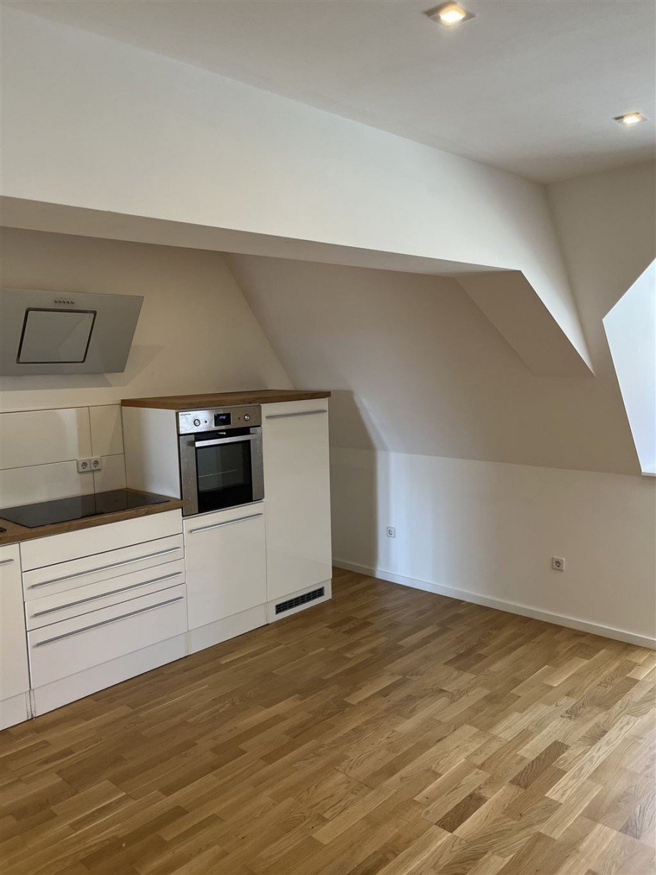 K�che mit Wohnbereich Dachgeschosswohnung Torgau